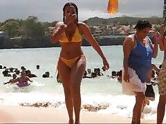Rubia videosdesexoanal de culo de burbuja es follada furtivamente por su novio
